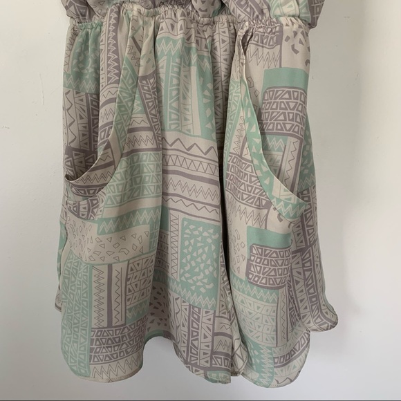 ADDISON Downey V Neck Silk Romper - Picture 2 of 9